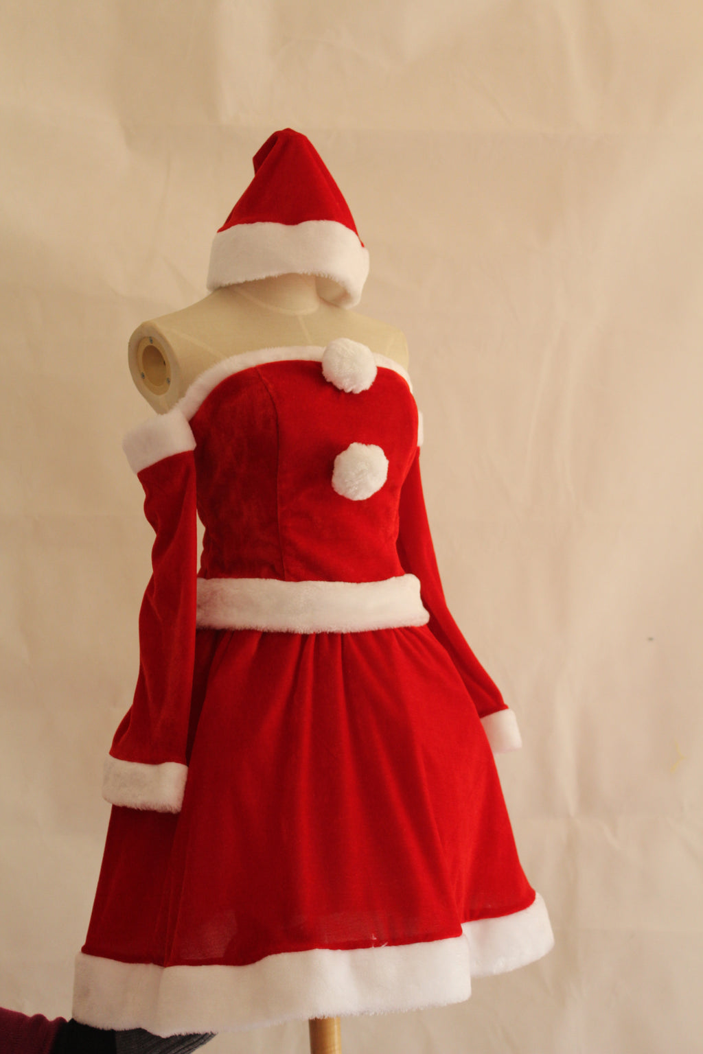 Classic Santa Christmas Dress – Red Velvet Festive Costume